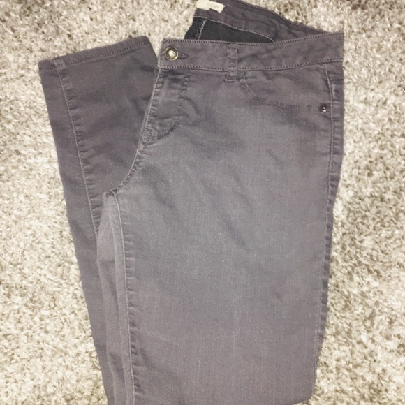 Forever21 Jean - Picture 3 of 6